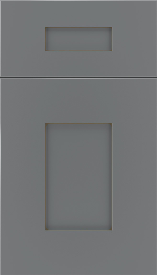 Newhaven 5pc Maple shaker cabinet door in Cloudburst with Smoke glaze